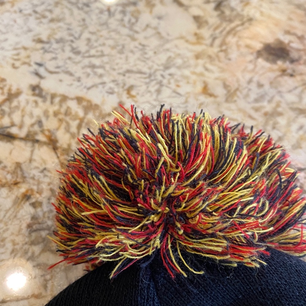 AKSELS Crab Beanie Hat - Picture 2 of 5